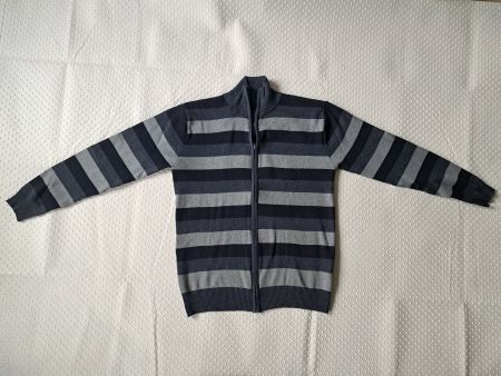 Schöne Herren Strickjacke gestreift Gr. L 30% Wolle