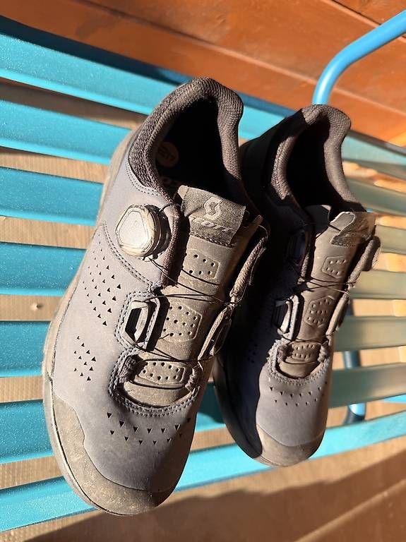 Scott Chaussures hommes: À vendre chaussures de VTT Scott – D'occasion à Leysin par Buache77