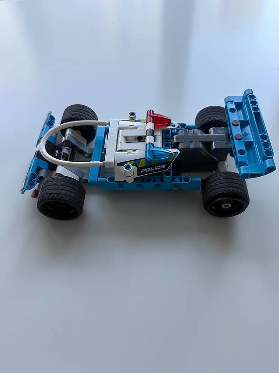 Lego Giocattoli: LEGO Technic 42091 Polizeiauto Pull Back – Usato da Pfaffnau venduto da Liz6264 3