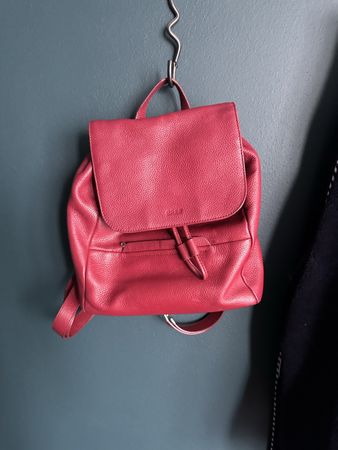 Roter Lederrucksack für Damen – bree