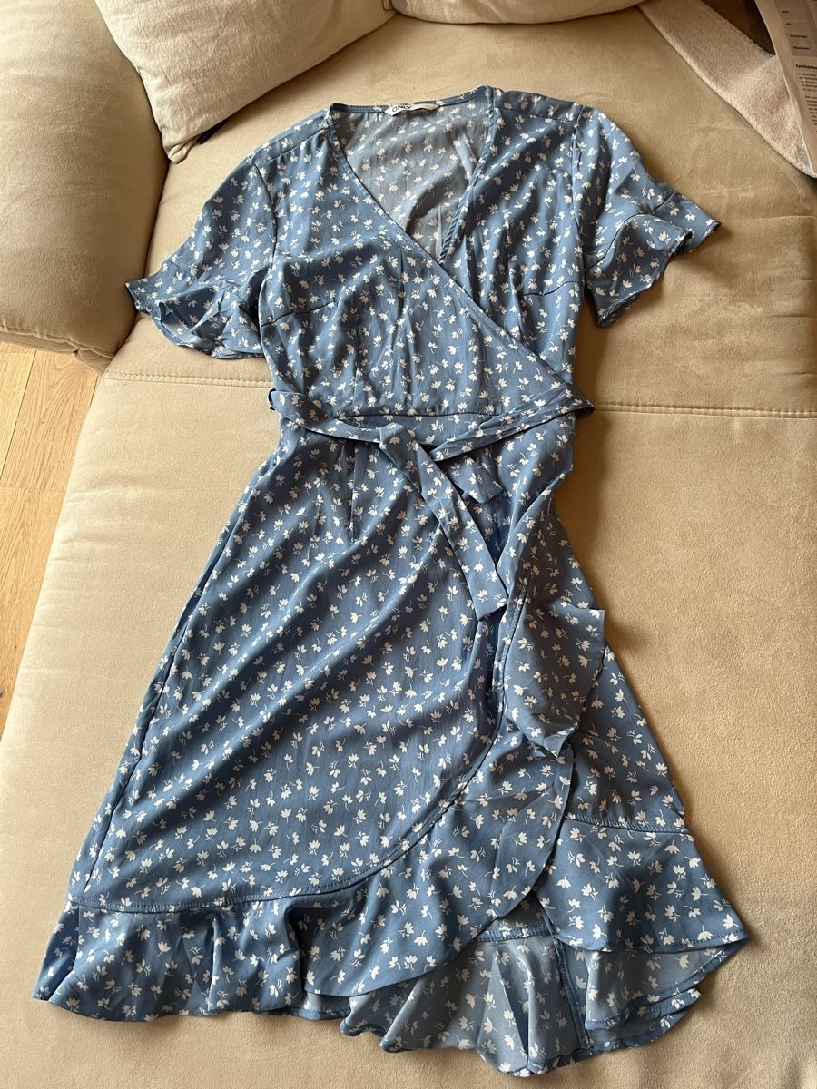 Only Vestiti: Schönes Kleid Only Gr.36 – Nuovo (secondo la descrizione) da Stäfa venduto da Exclusive0 4