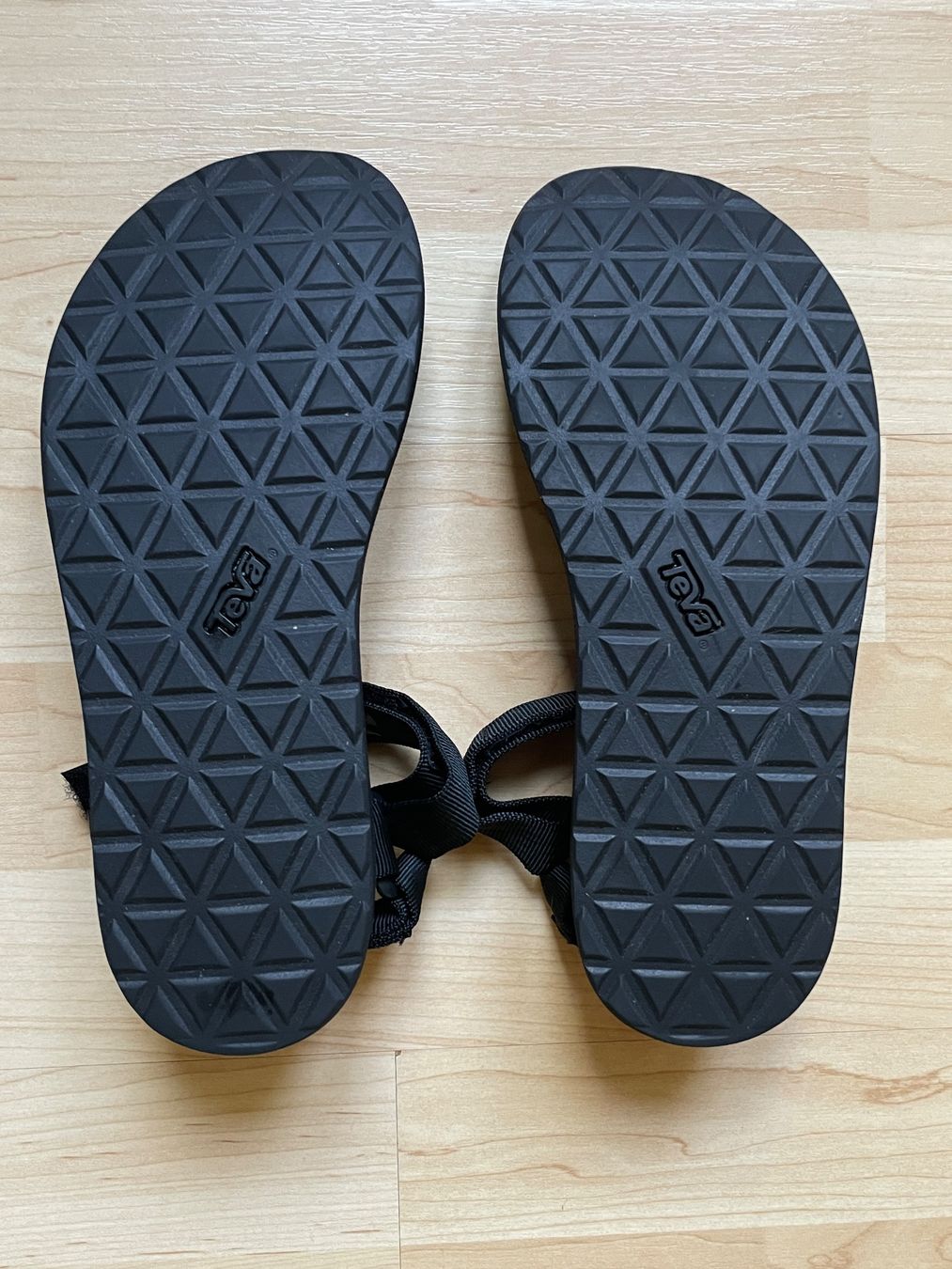 Teva Chaussures femmes: Teva Original Universal Damen Gr. 39 schwarz Trekkingsandale – Neuf (Voir description) à St. Gallen par K_Blum 1