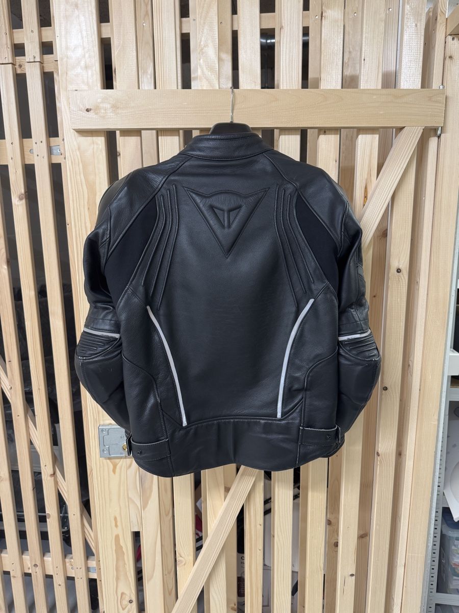 Dainese Lotti di vestiti: Dainese 2- Teiler Lederjacke & Hosen – Usato da Cham venduto da Resch_96 2