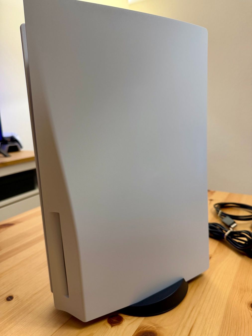 Sony Console: Sony PlayStation 5 Disc Edition + new DualSense controller – Usato da Brugg AG venduto da hub_8ywk 3