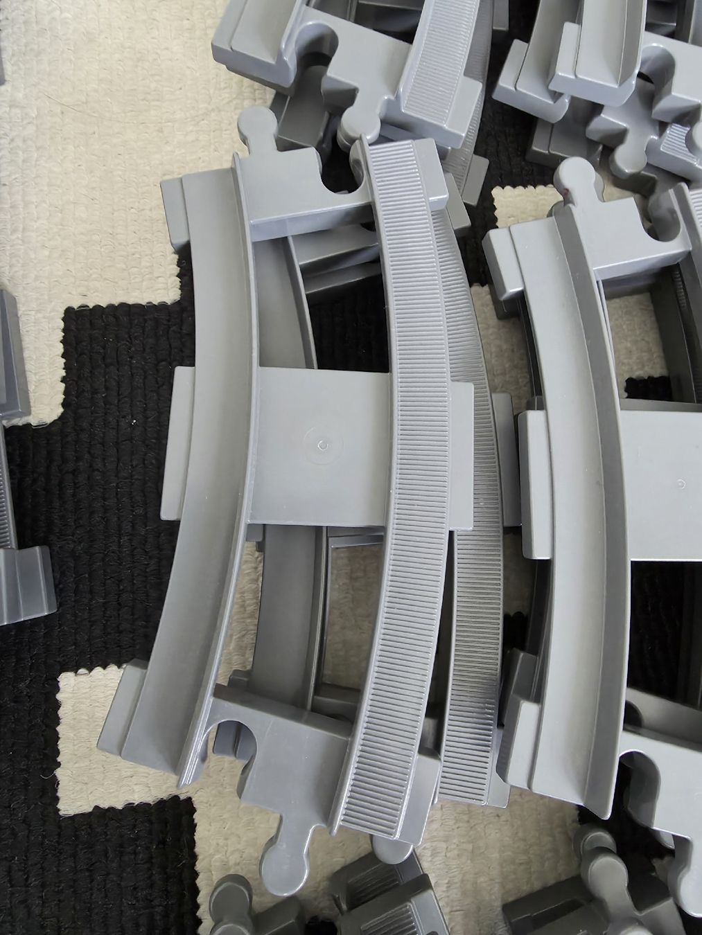 Lego Kit di costruzioni: Lego Duplo Schienen 46 Stück – Usato da Zollikerberg venduto da nmonika 1
