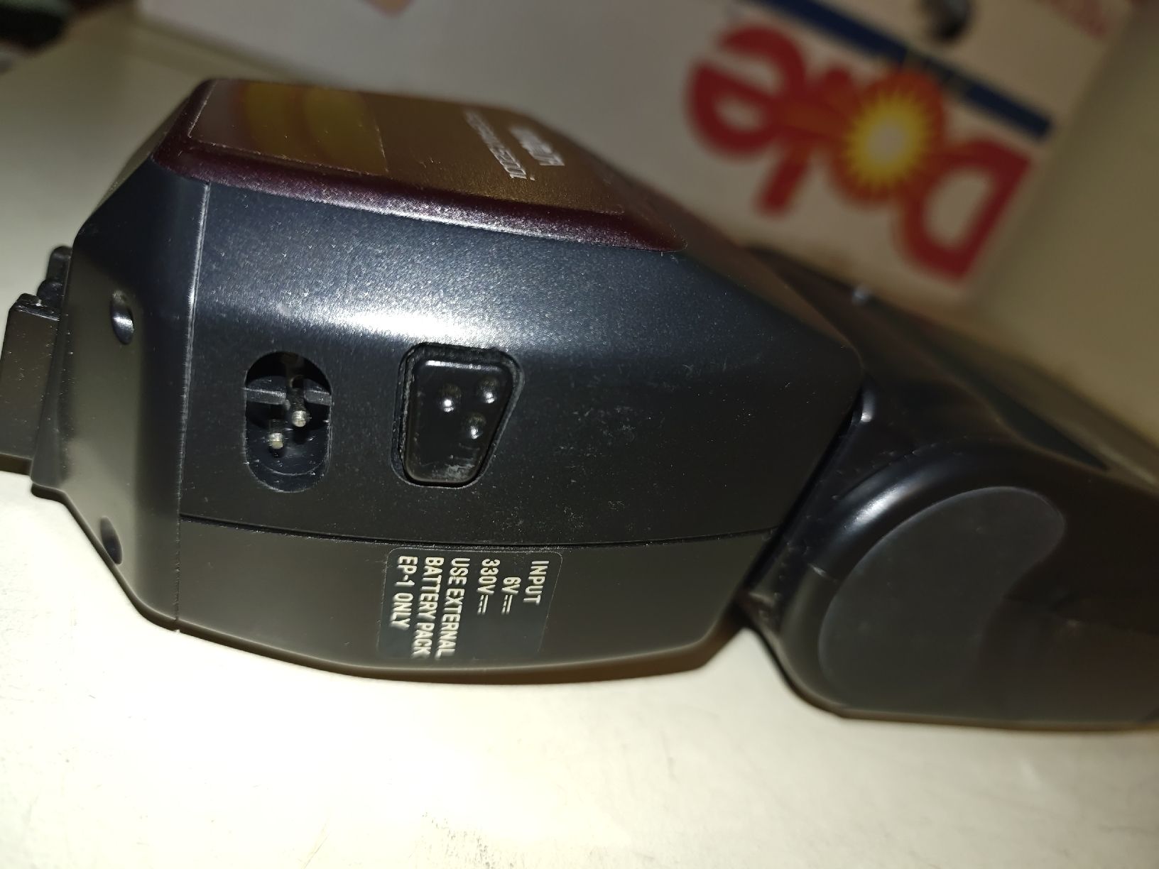 Minolta Flash: Blitzgerät von Minolta Program 5200i. (nov519) – Usato da Künten venduto da Schnaepplihuus 8