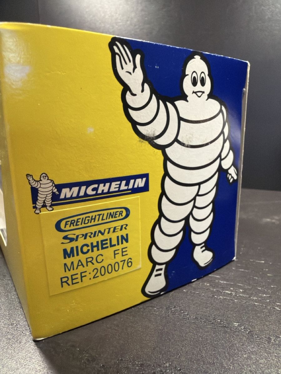 Eligor Modellini d'auto: Freightliner Sprinter Eligor Michelin – Nuovo (secondo la descrizione) da Brunnen venduto da diecastflave 2