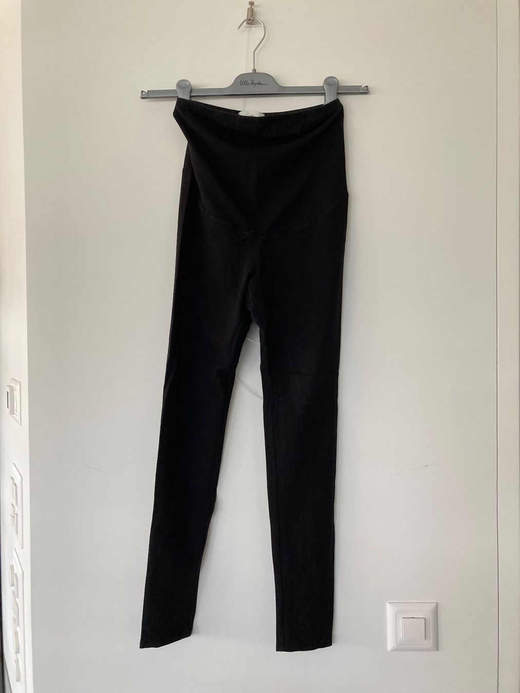 H&M Leggings: Schwarze Umstands-Leggings Gr. S – Usato da Stäfa venduto da elog