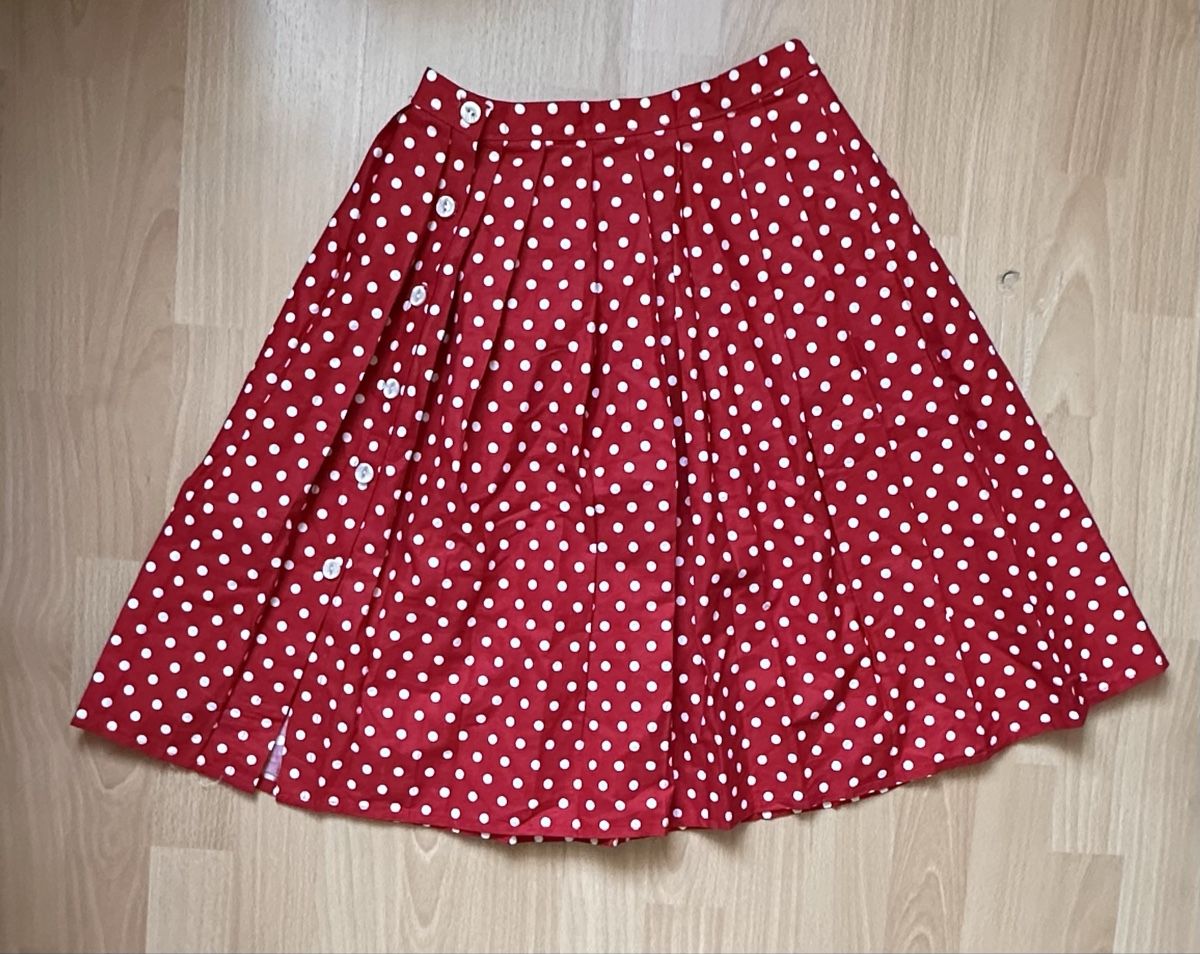 Vestiti & Gonne: Rot gepunkteter Rock – Nuovo (secondo la descrizione) da Romanshorn venduto da Butterdog