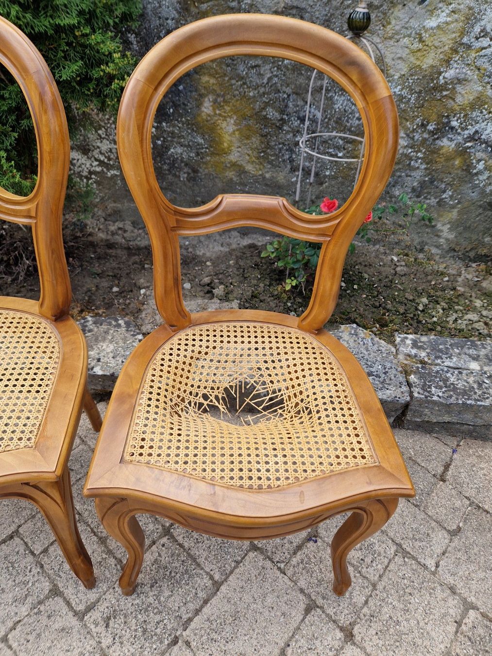 Chaises: Chaises Louis‑Philippe bois clair, cannage à restaurer – D'occasion à Belmont-Lausanne par Stephane_C 4