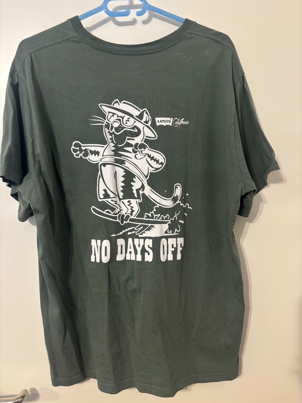 Levi's T-Shirts: 3er Set Levis Shirts – Gebraucht aus Uzwil von MrNobody