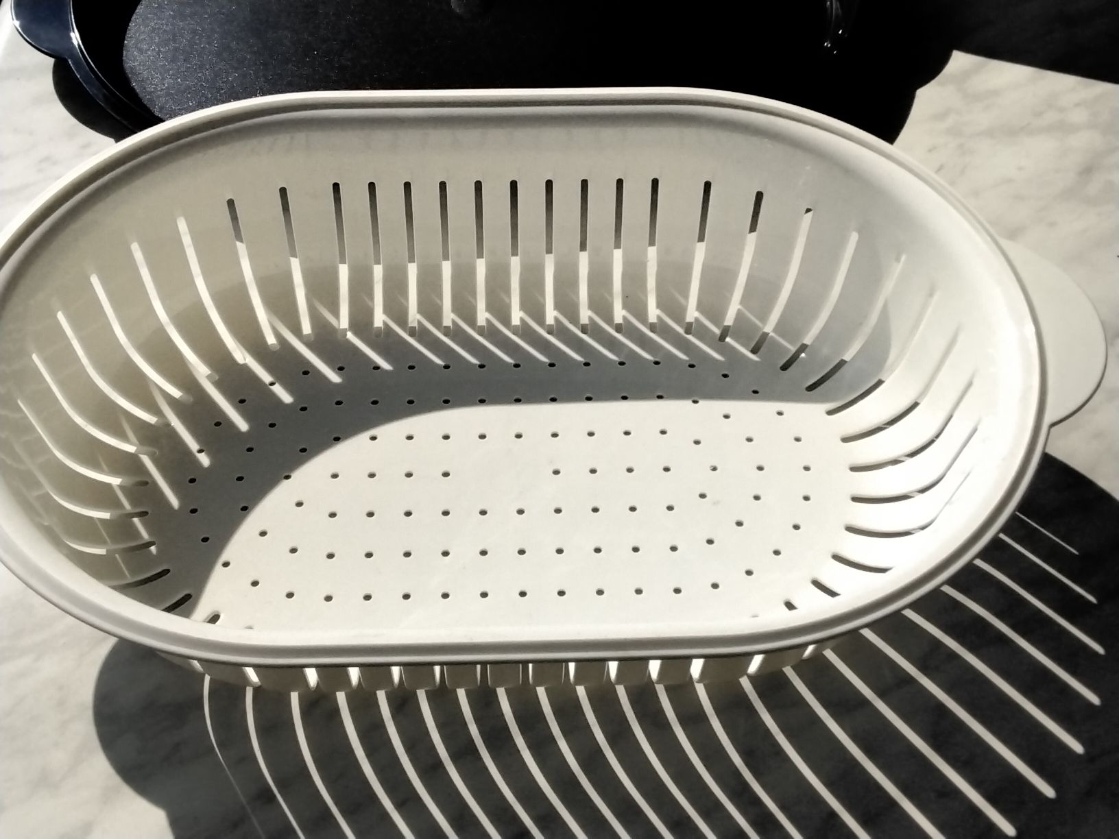 Tupperware Recipients et similaires: TUPPERWARE BOX – D'occasion à Biel/Bienne par dasi3 2