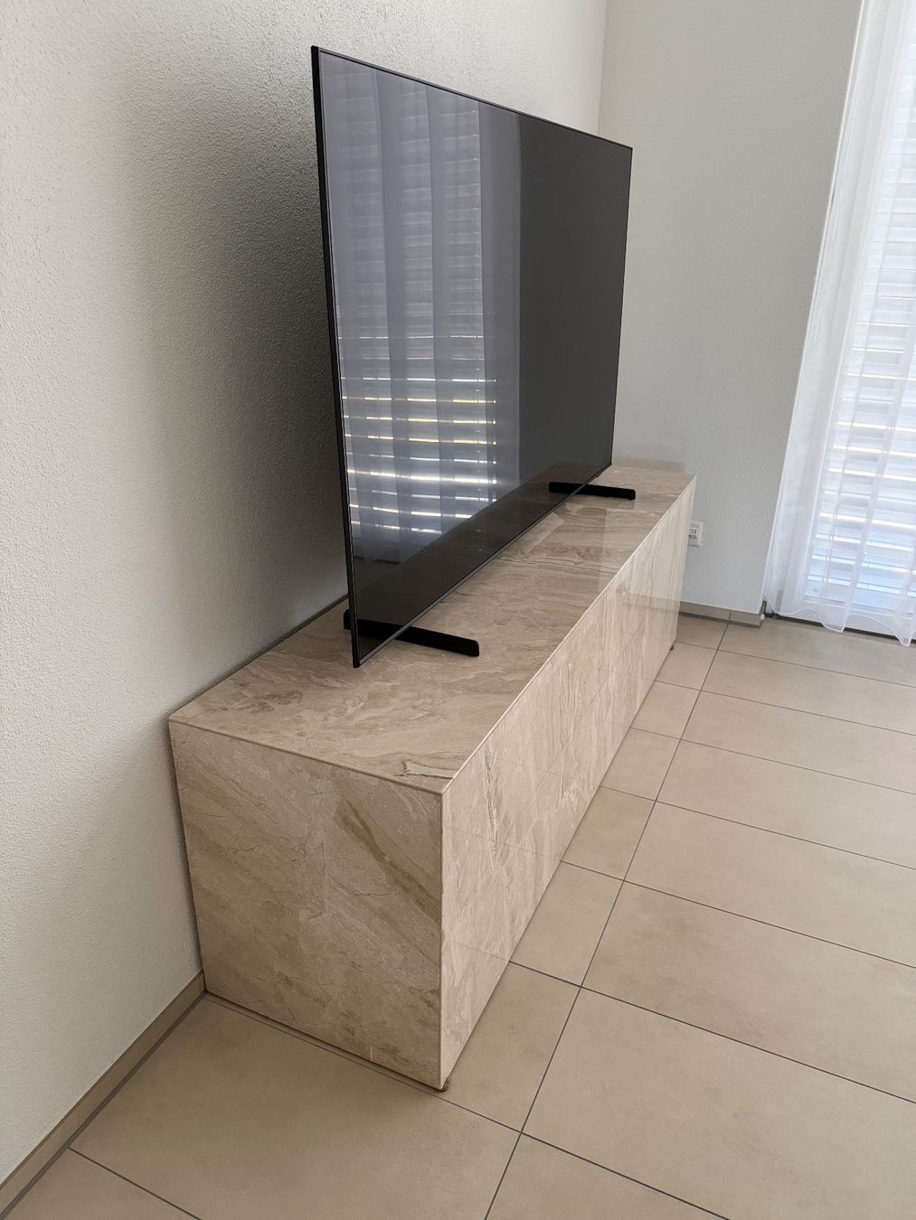 TV Möbel: Marmor TV Möbel – Gebraucht aus Bassersdorf von man_dy2c 3