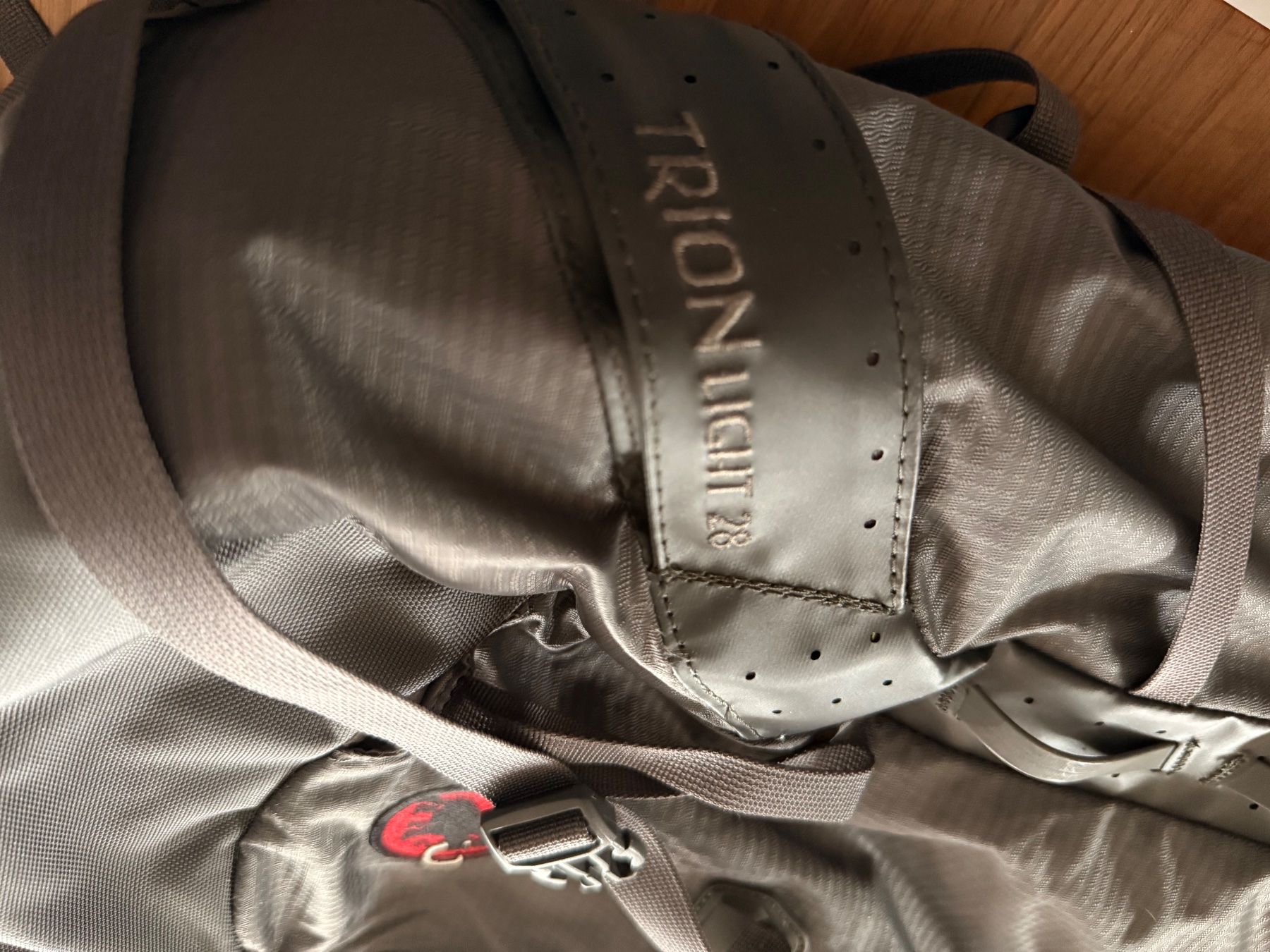 Mammut Zaini: Hochwertiger hochalpiner Rucksack – Nuovo (secondo la descrizione) da Gümligen venduto da DanielKneubuehl 1