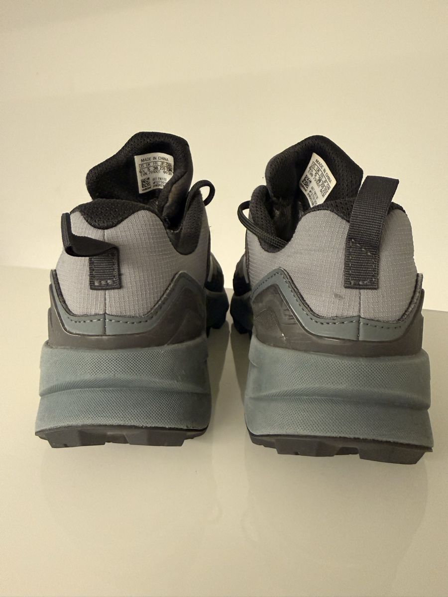 Adidas Chaussures femmes: Adidas Terrex Schuh Gore-Tex – D'occasion à Magden par mariposa_s 2