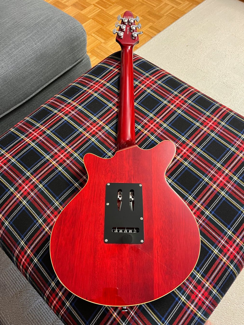 Harley Benton Strumenti musicali: Harley Benton BM-75 Trans Red – Usato da Uster venduto da Wergra 4