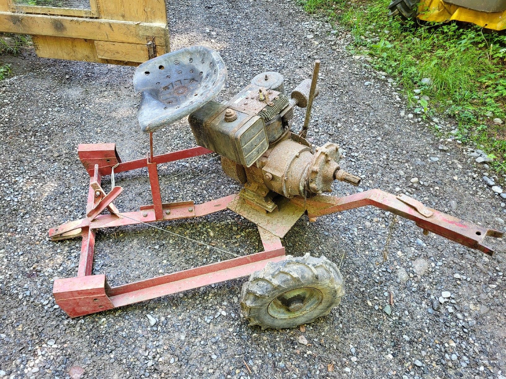 Moteurs: Motor Briggs and Stratton – Défectueux à Oberdiessbach par chr_h728 2