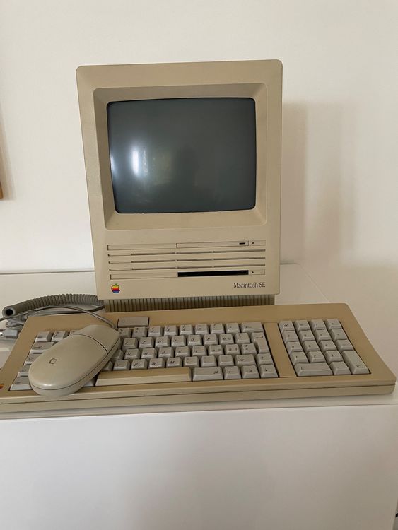 Apple Computer aus den 1980er Jahren (Gebraucht) in Zürich für CHF 348 ...