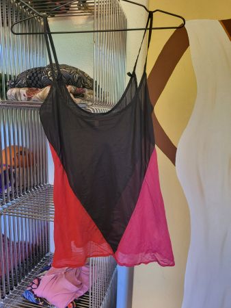 Armani Jeans Seidentop Camisole Gr. I40 (passt 34) – Wie neu