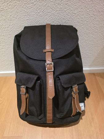 Herschel Rucksack schwarz guter Zustand