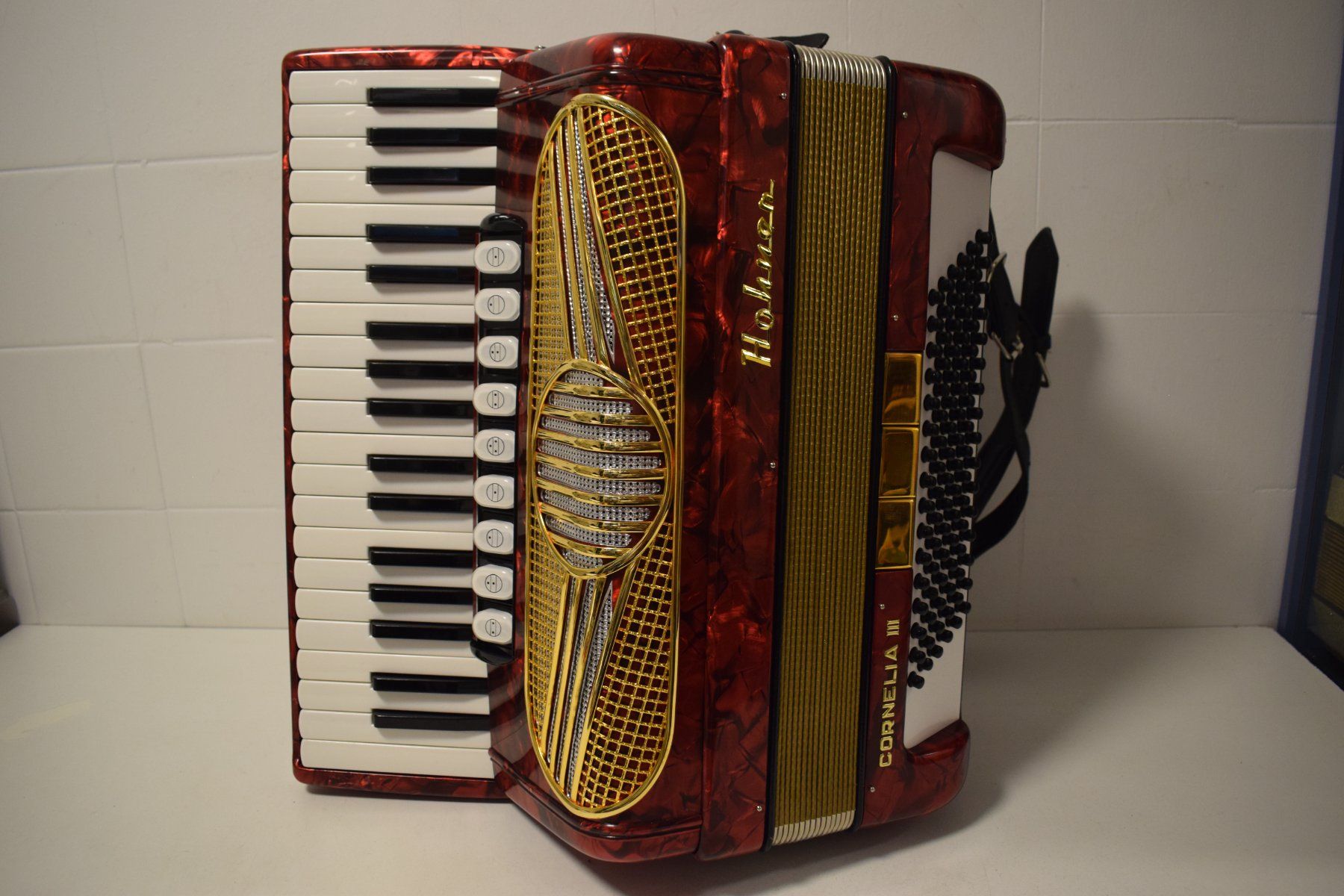 Hohner Musikinstrumente: Akkordeon chromatisch Hohner Cornelia III – Gebraucht aus Zürich von baumusik 3