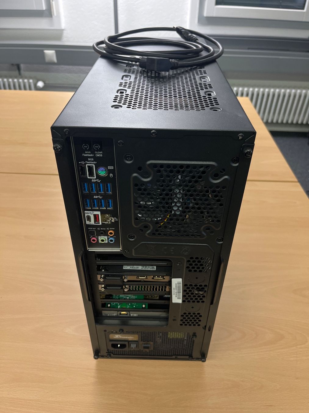 PC: PC, MS-7B09, AMD Ryzen Threadripper 1950x 16-core 3.4 GHz – Usato da Zürich venduto da inf_l8dx 1