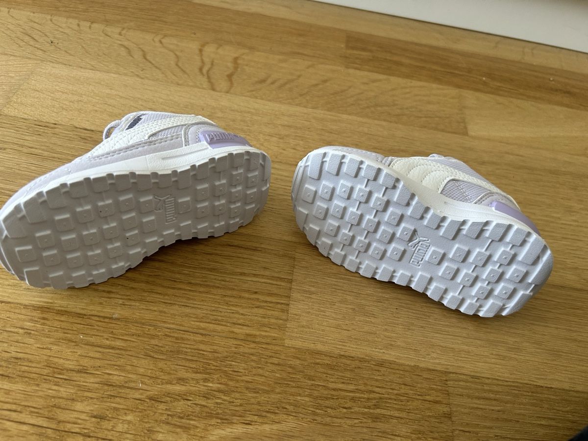 Puma Scarpe per ragazzi: Puma Sneakers Grösse 20 neu – Nuovo (secondo la descrizione) da Regensdorf venduto da Branca990 3