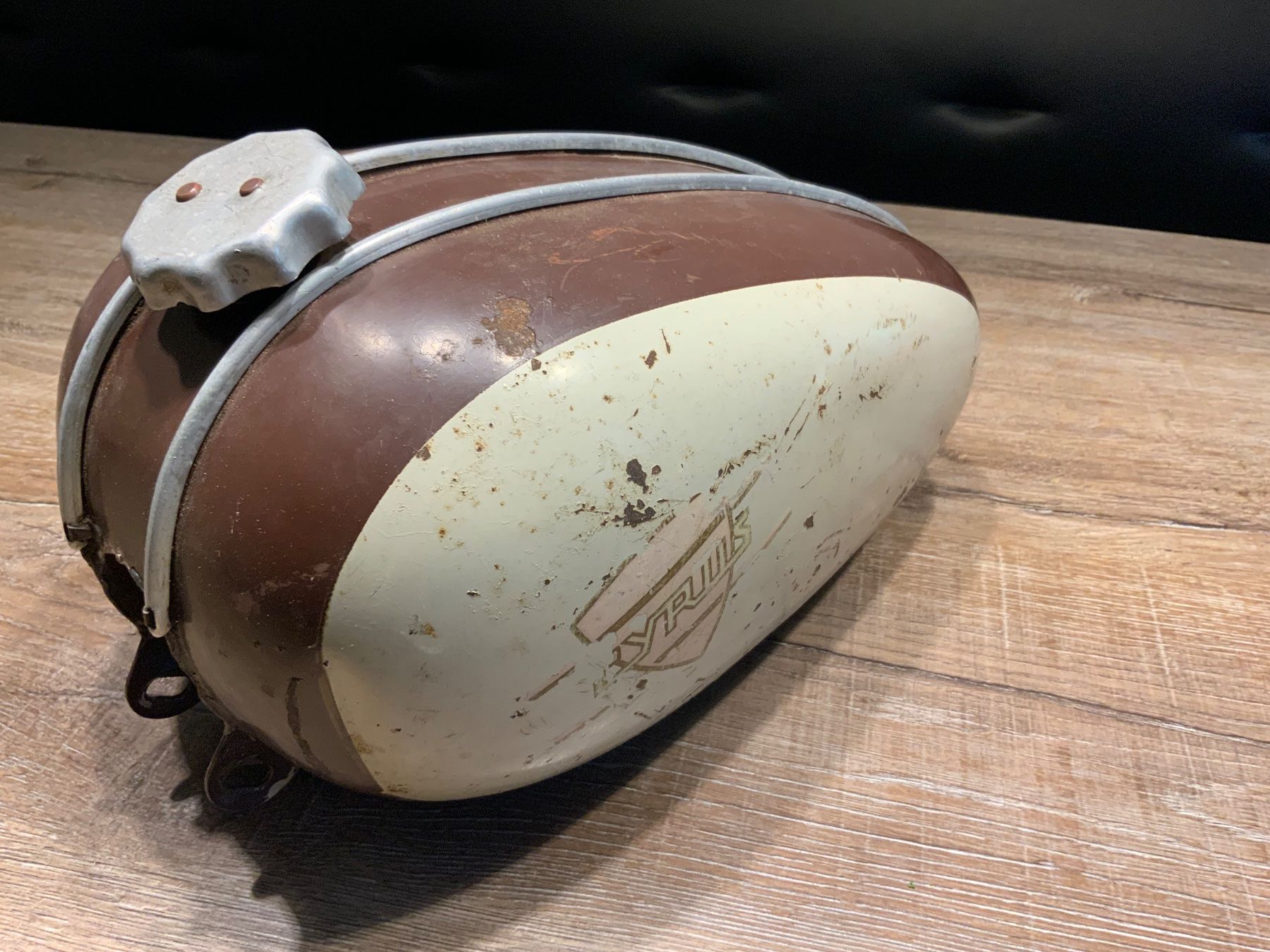 Sonstiges Fahrzeugzubehör: Originales Cyrus Tank Oldtimer – Gebraucht aus Willisau von Minali 4