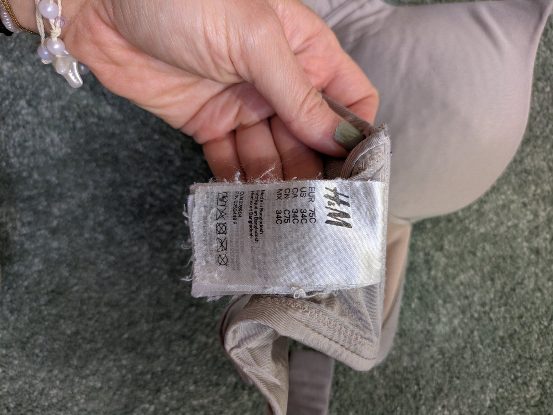 H&M Altra biancheria intima: Hautfarbener Push-Up BH Grösse 75C – Usato da Hedingen venduto da cafel10 1