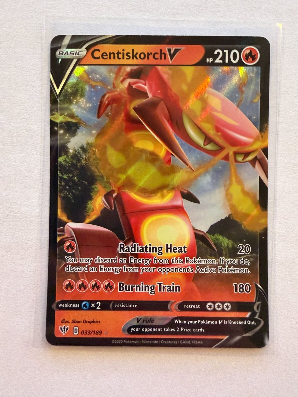 Pokémon Carte collezionabili: Pokemon Centiskorch V 033/189 Darkness Ablaze EN – Nuovo (secondo la descrizione) da Weingarten-Kalthäusern venduto da McGmavlo