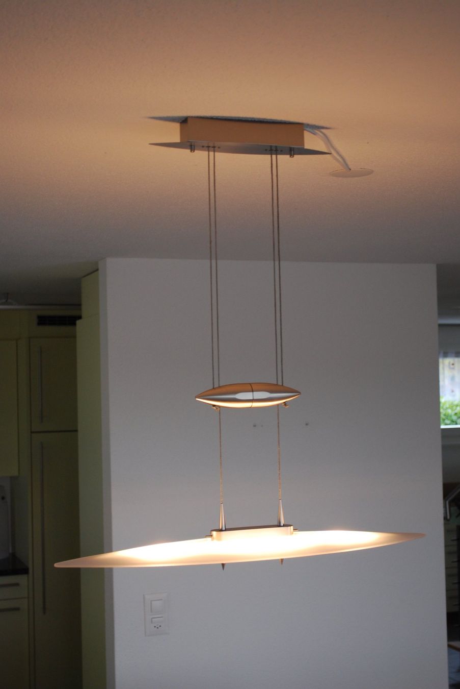 Kronleuchter & Deckenlampen: Esstisch Lampe – Gebraucht aus Root von Achromat 1