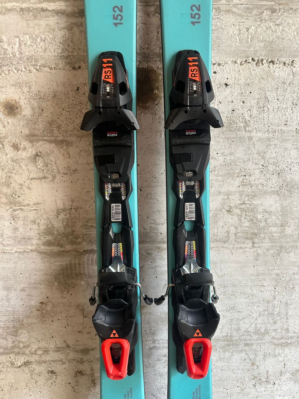 Fischer Sci: Fischer RC ONE Ski 165CM – Usato da Emmenbrücke venduto da karkarkar 2