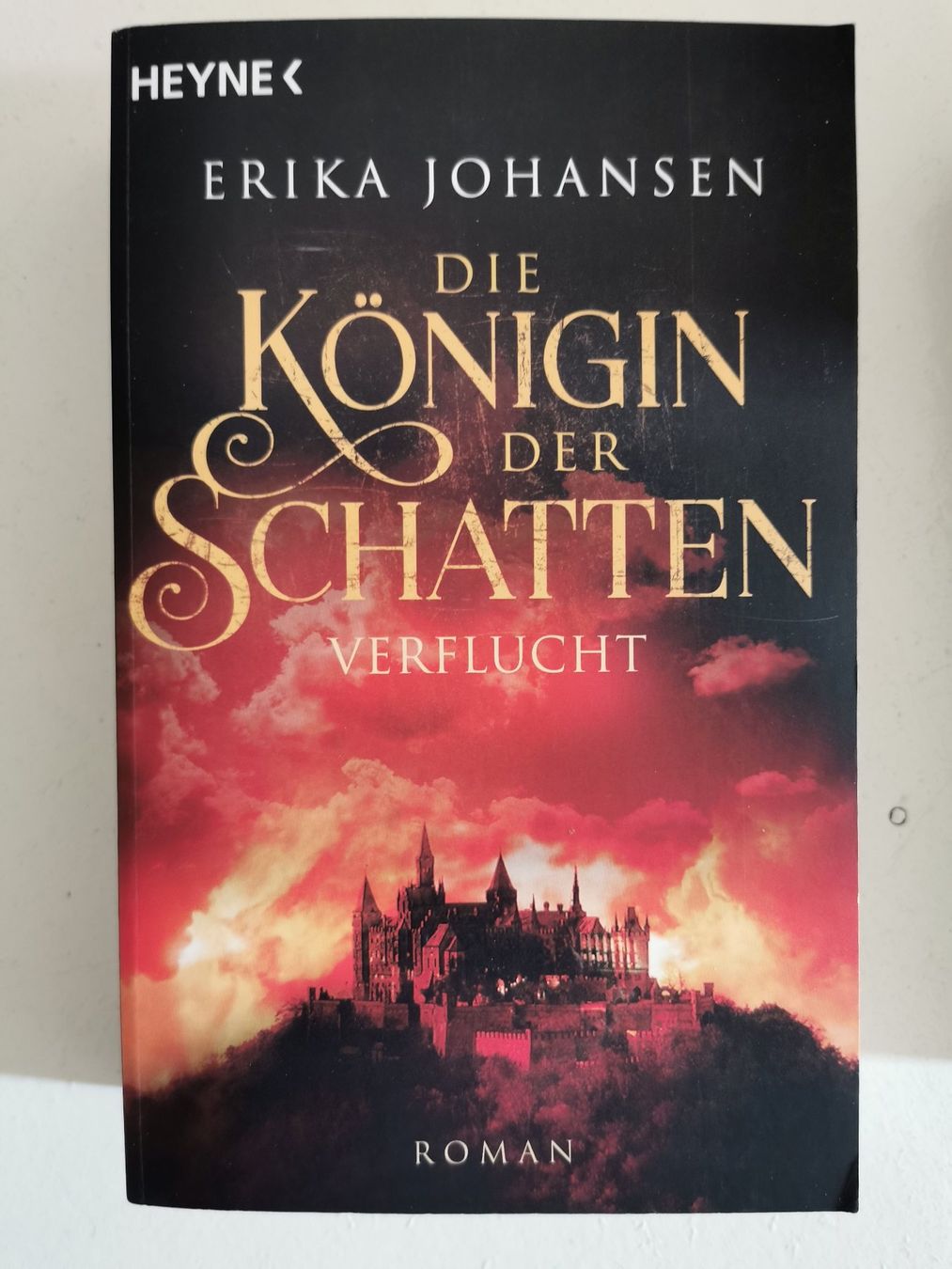Libri: Die Königin der Schatten – Usato da bern venduto da jeannie2006 2