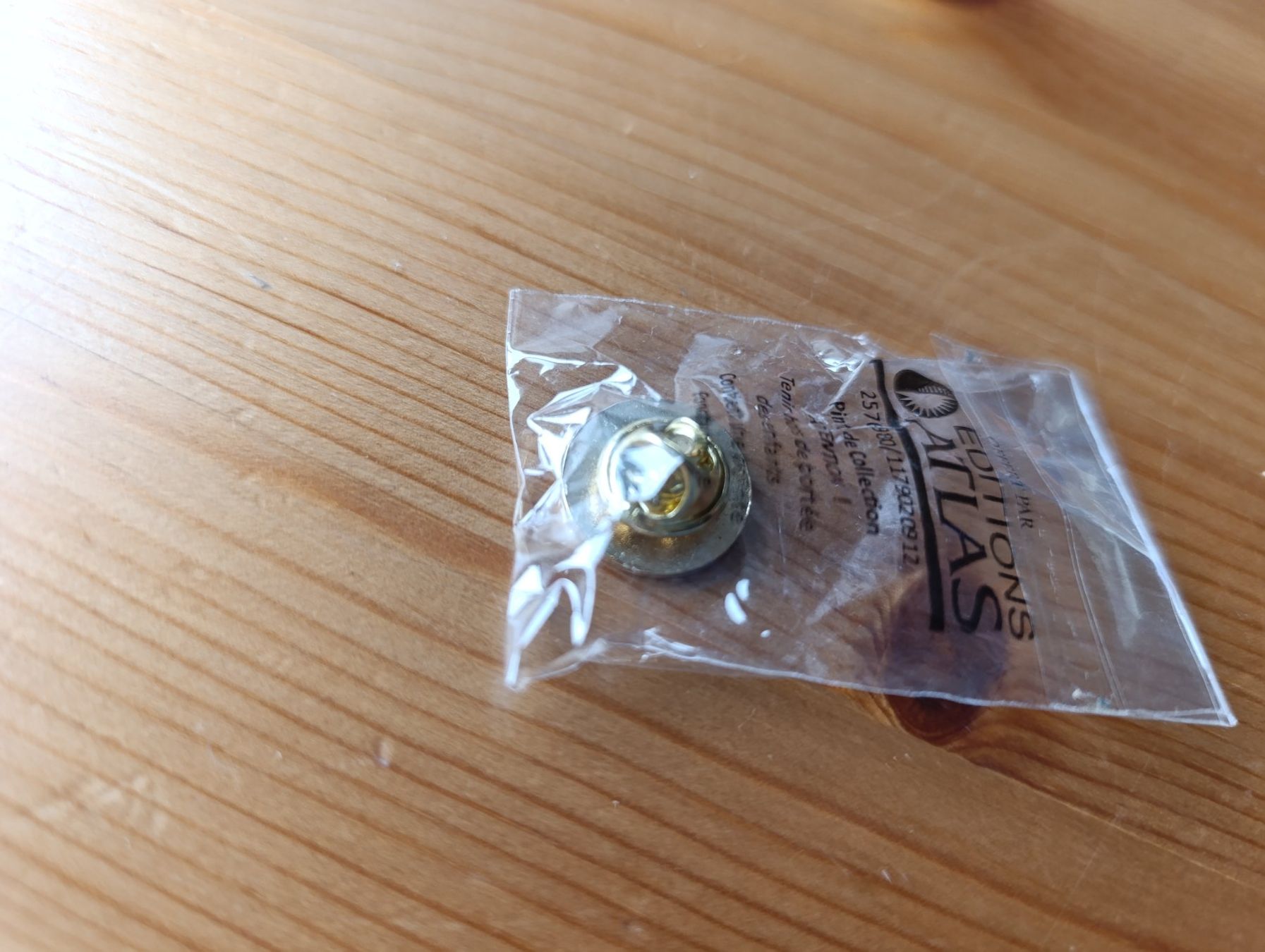 Placchette & Badge: Pin Dinky Toys – Usato da Prangins venduto da Timband 2