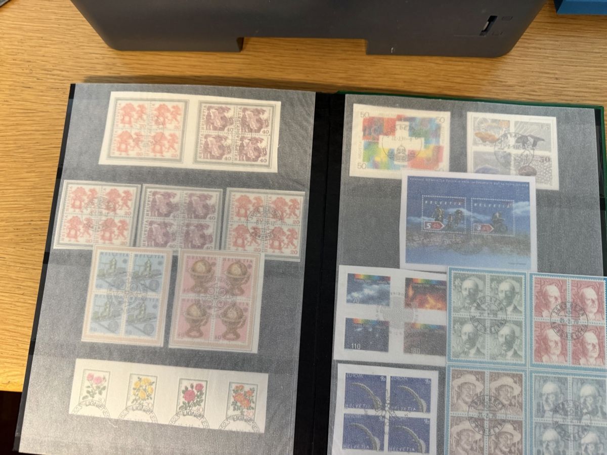 Tous les timbres: Album mit Postabschnitten Schweiz – D'occasion à Murgenthal par Tina_4055 6