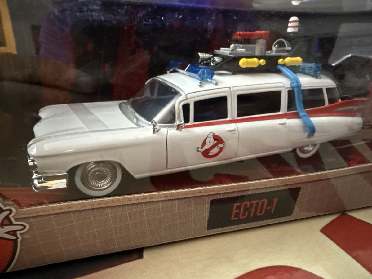 Jada Toys Modellini d'auto: Ghostbusters Ecto-1 Auto Neu in OVP, – Nuovo e nell'imballaggio originale da Basel venduto da Zomeg 4
