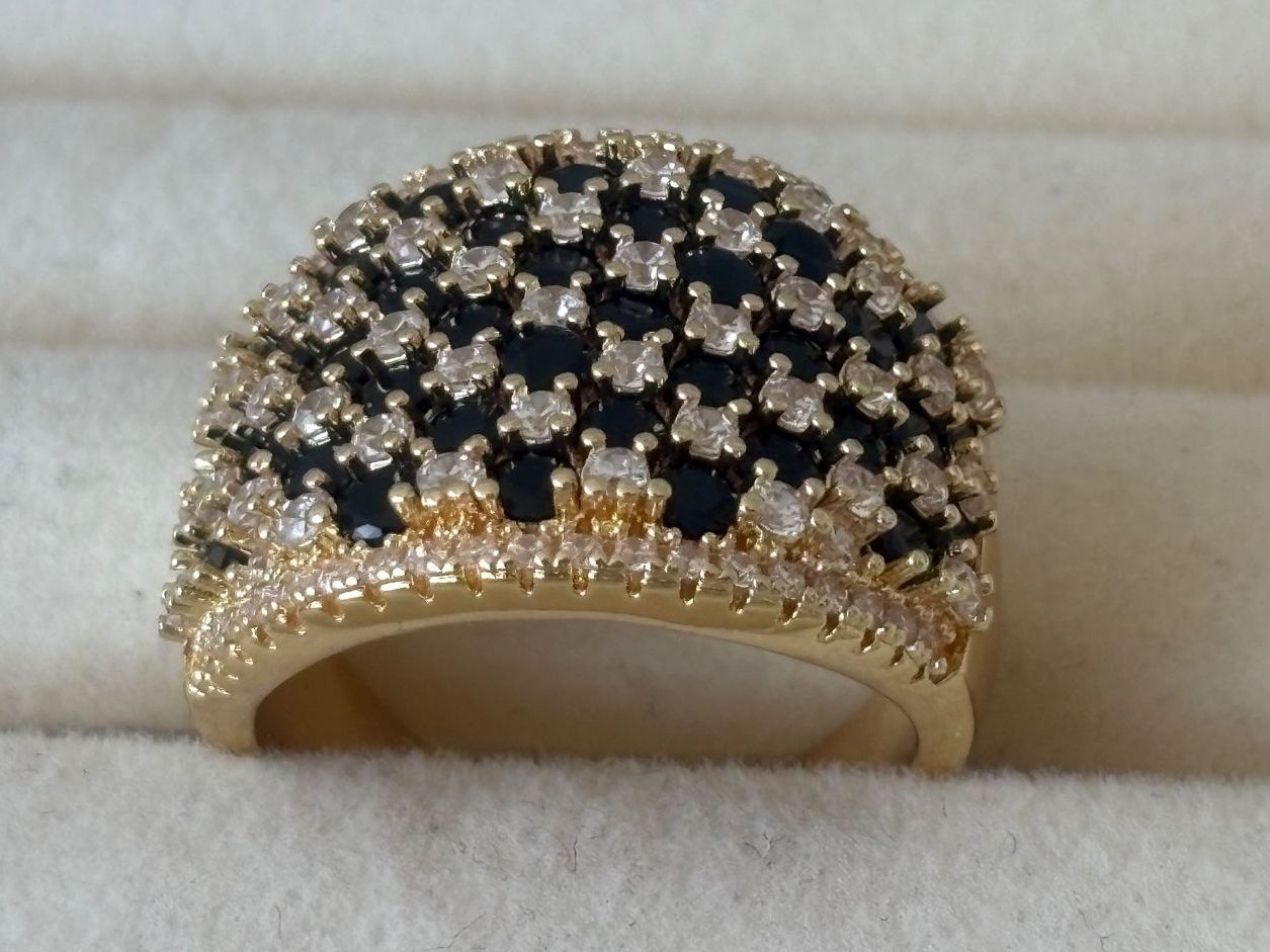 Ringe: Luxus Elegante Gr.19/9 Ring Farbe: Gold/blau – Neu (gemäss Beschreibung) aus Biel-Bienne von Roserosse13