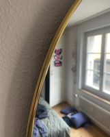 Spiegel oval mit goldenem Rand gebraucht guter Zustand