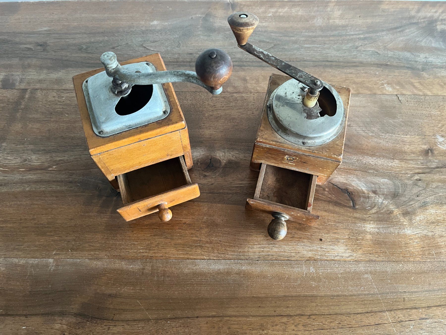 Elettrodomestici da cucina: 2x Kaffeemühle aus Holz – Usato da Uznach venduto da Pommes06 3