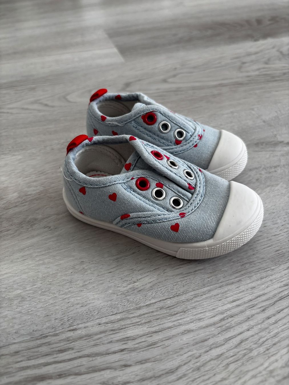 Scarpe per ragazzi: Kindersneakers Gr. 19 – Nuovo (secondo la descrizione) da Hochfelden venduto da rub_rnw5 4