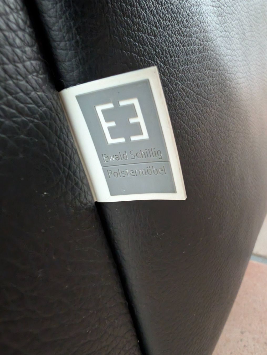 Divani: Ecksofa Leder Schwarz Ewald Schillig – Usato da Ebikon venduto da kisuM 2