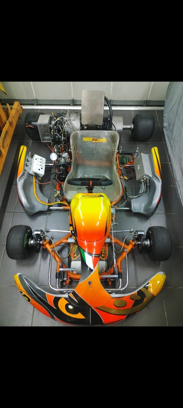Tutte le macchine: Karting à turbine réacteur – Usato da Autigny venduto da Turbine_j85 2