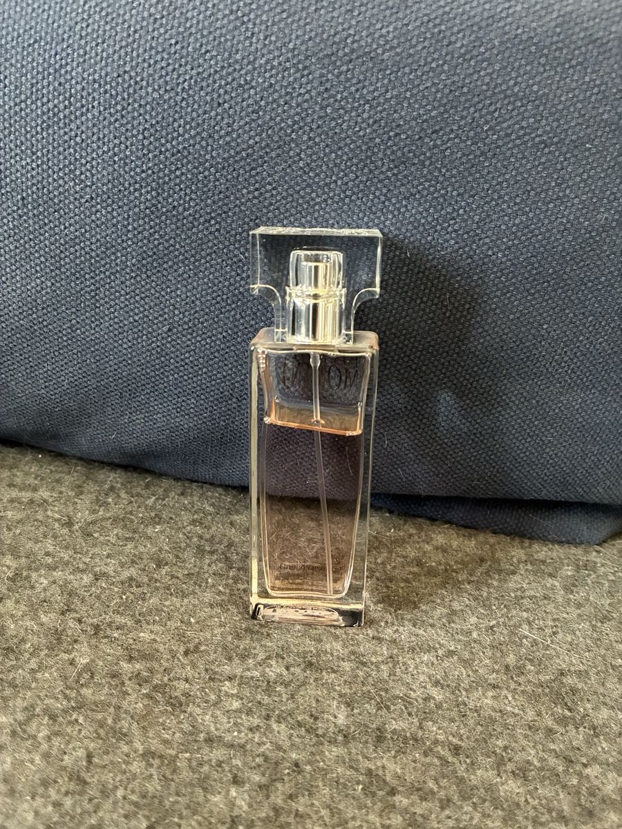 Calvin Klein Profumi & Eau de Toilette: CALVIN KLEIN ETERNITY MOMENT!!!! – Usato da Bergdietikon venduto da parfume 1