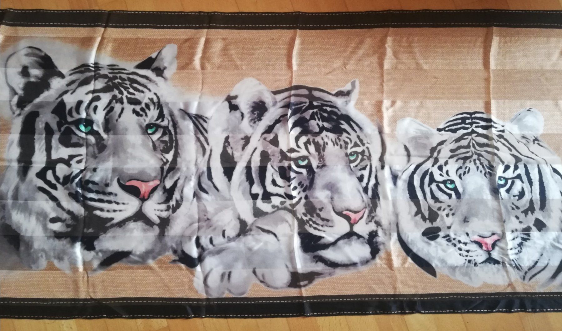 Foulards, Tücher & Schals: Rolf Knie Foulard Seide – Gebraucht aus Aarburg von Emelie