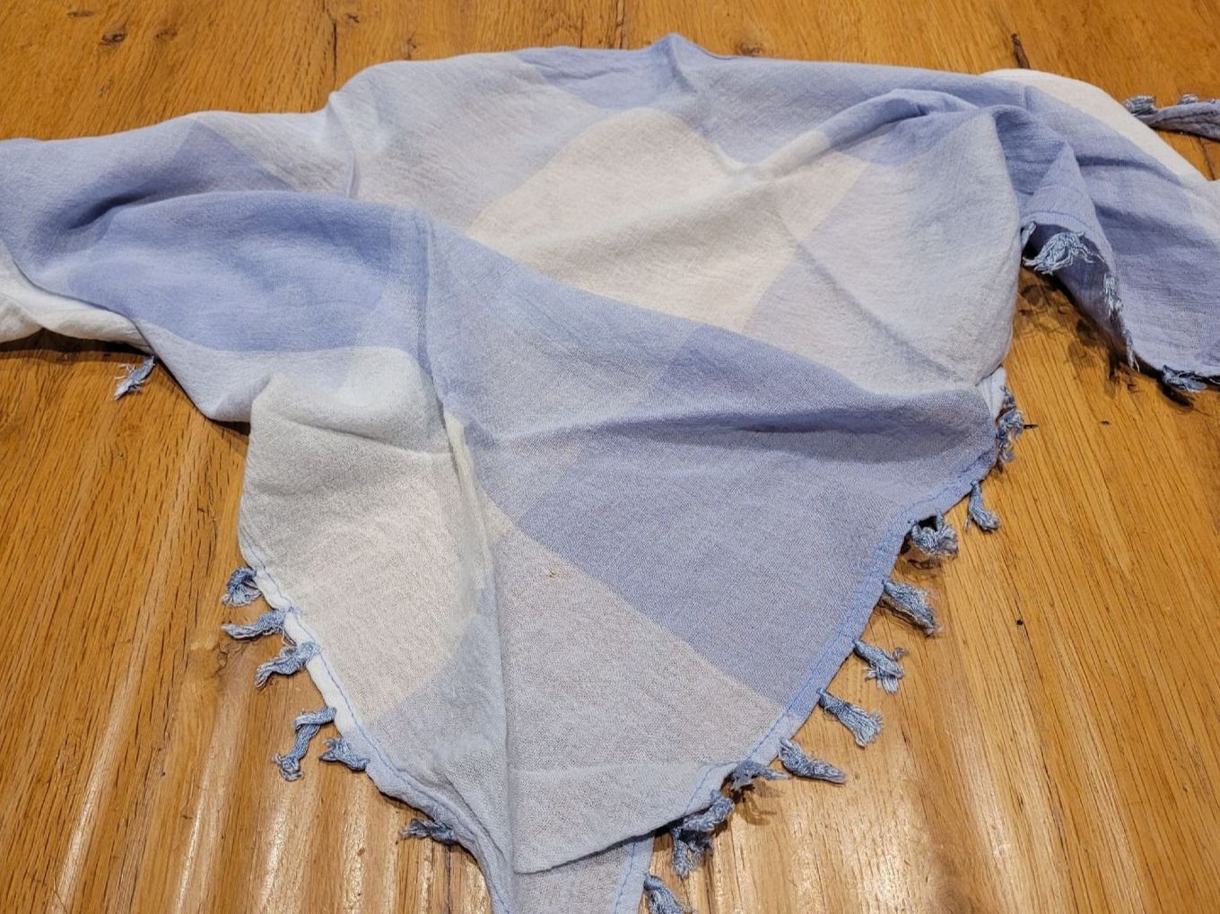 Altro abbigliamento per bambina: KINDER Dreiecksschal – Usato da Nottwil venduto da echtMOMO