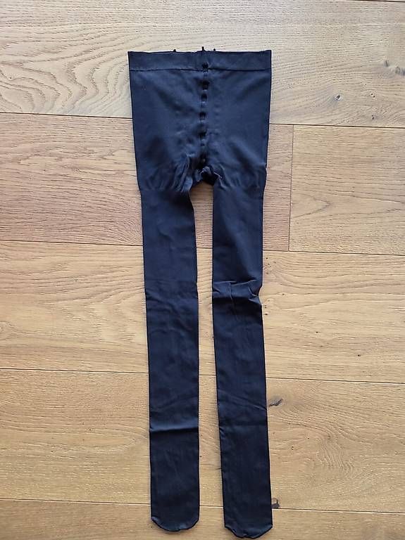 Calze & Collant: Schwarze Umstandsstrumpfhose, Grösse S – Usato da Grub AR venduto da fab_hzc7 1