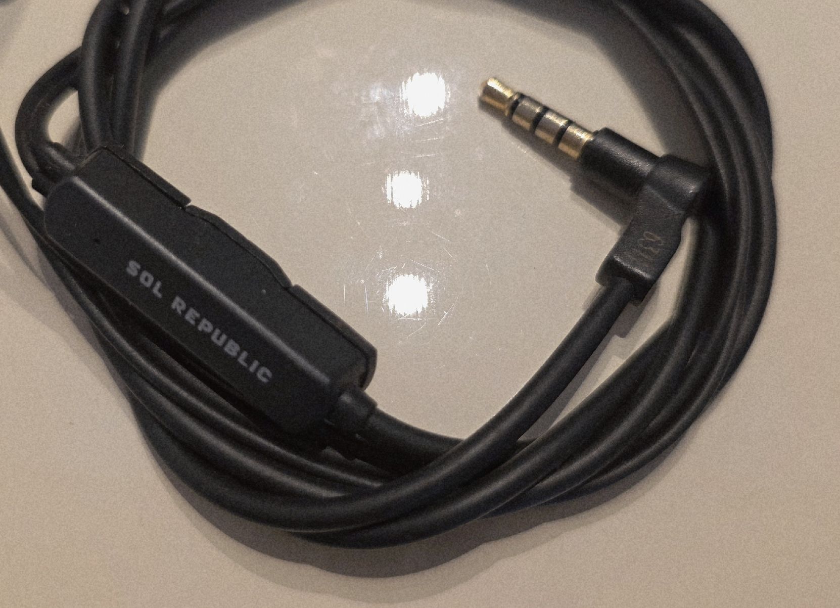 Cuffie: kopfhörer SOL REBUPLIC kabel gebunden – Usato da wetzikon venduto da Bestedienste 2