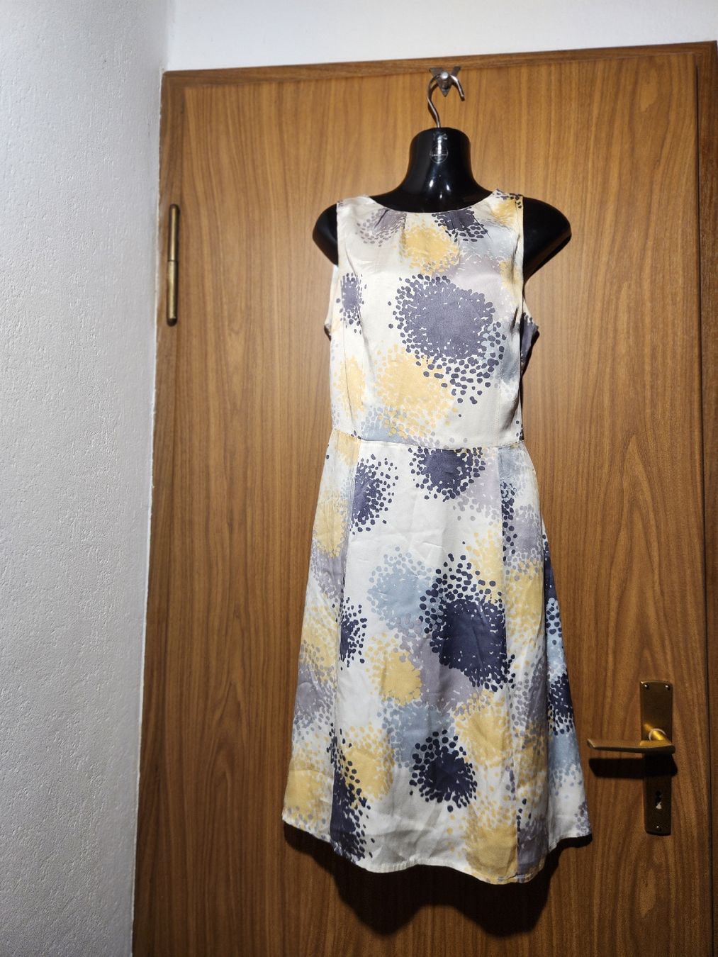 Vestiti: Robe soie  imprimée 1.2.3 taille 36  – Usato da Niedergösgen venduto da Eva2410