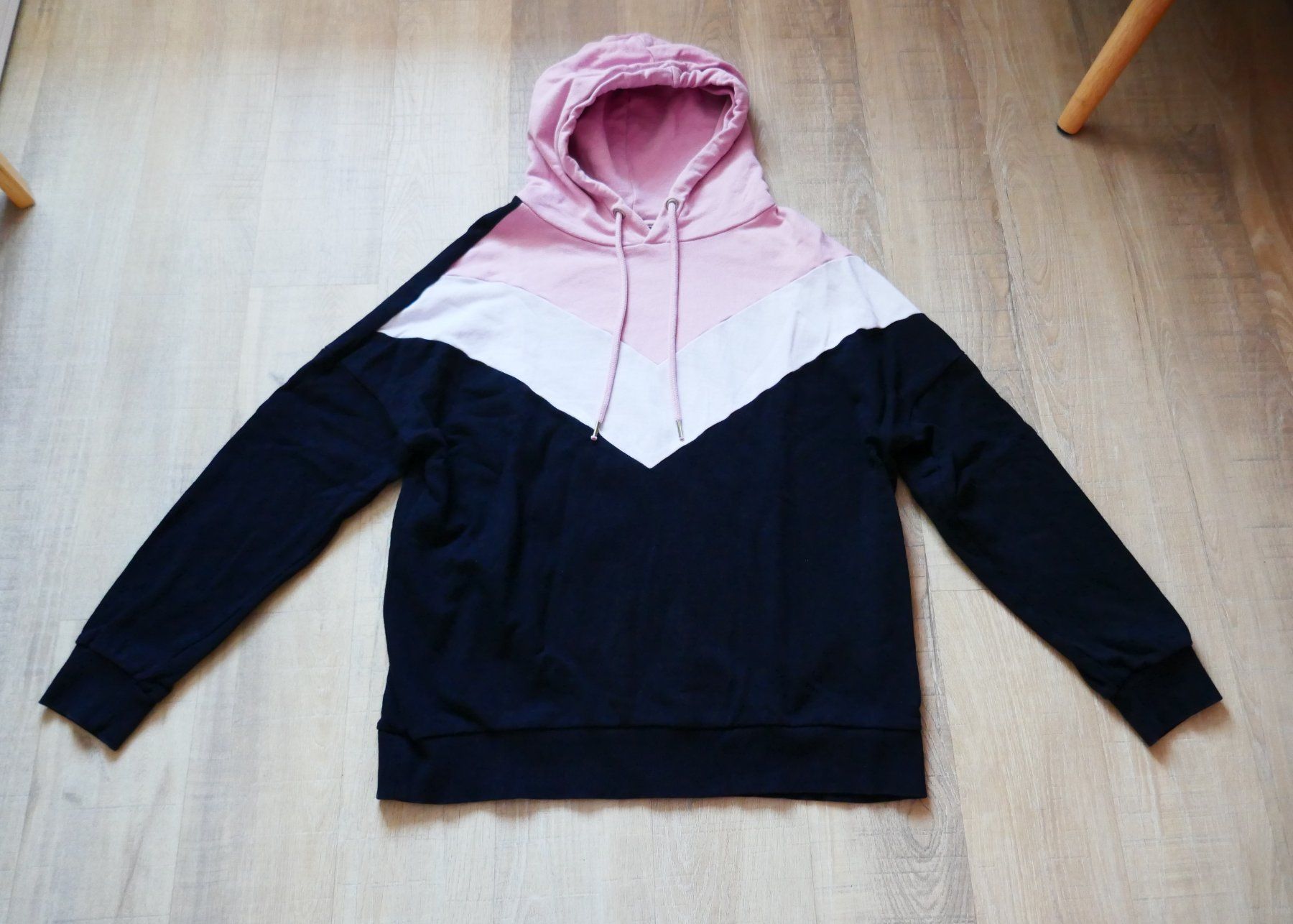 Maglioni & Felpe: Kapuzenpullover, Pullover Baumwolle, ca. Gr. M/L – Usato da Port venduto da uzuku 2
