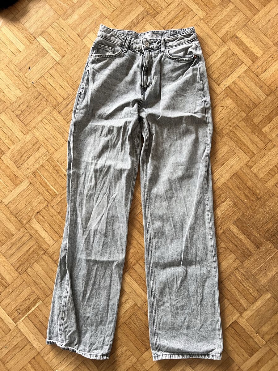 Jeans: Hellgraue Wide Leg Jeans 36 – Usato da Heimberg venduto da celi_w